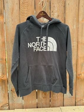 North Face Women’s Black Hoodie Silver Logo Hand Muff Size Medium